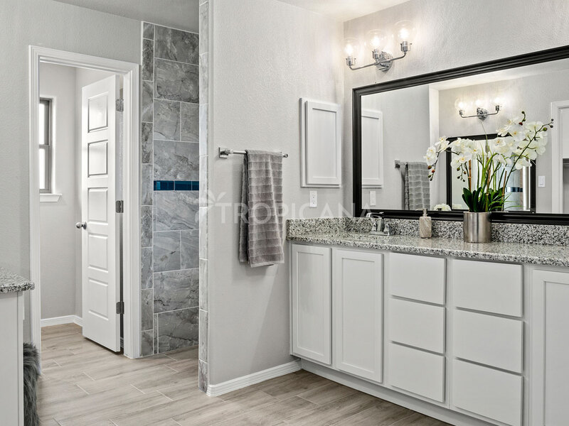 Katharine model home - Master bathroom