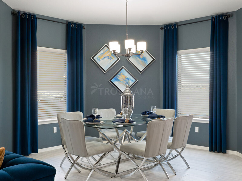Bryan model home - Dining room