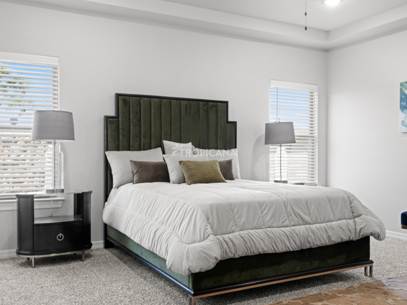 Sofia - Master bedroom